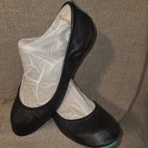 •TIEKS• by Gavrieli Ladies Sz 9 Matte Black Italian Leather Ballet Flats GUD